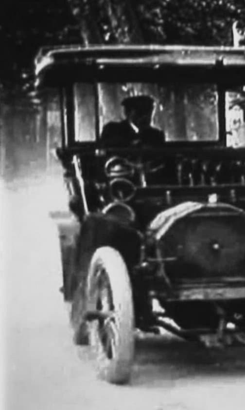 The Inexperienced Chauffeur full movie