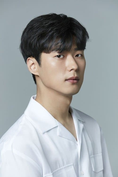 Photo of Ahn Dong-gu