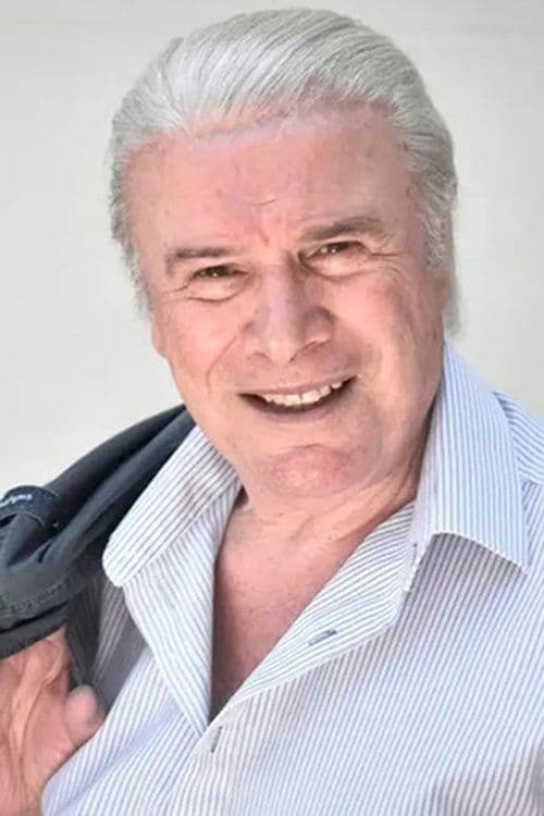 Photo of Alberto Martín
