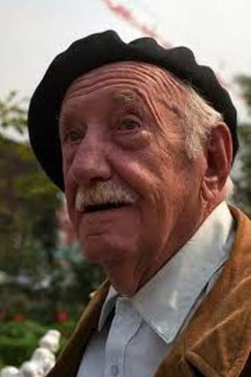 Photo of Alejandro Galindo