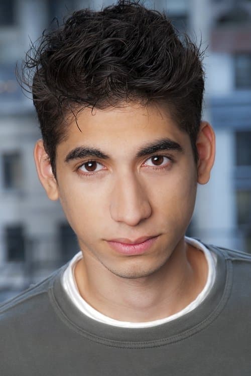 Photo of Alexander Flores