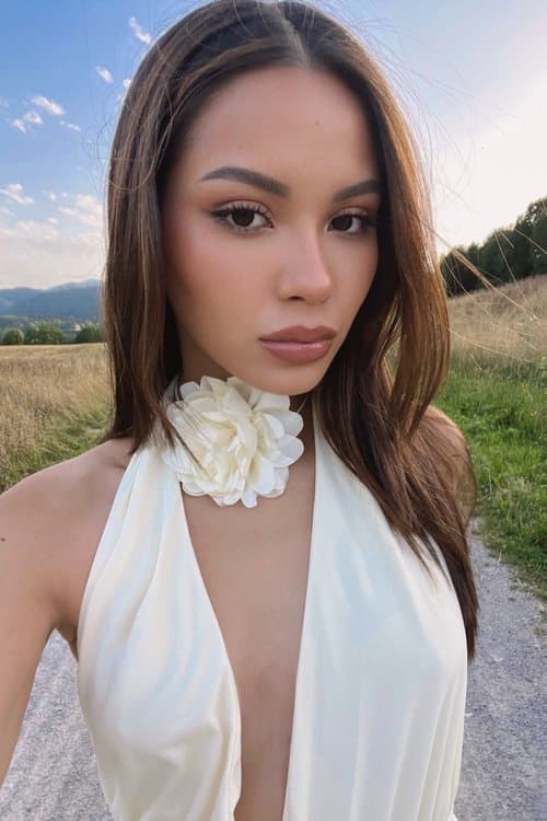 Photo of Alyssa Daguisé