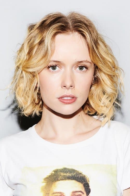 Photo of Amelia Eve