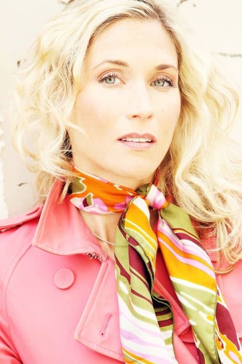 Photo of Amy Raasch