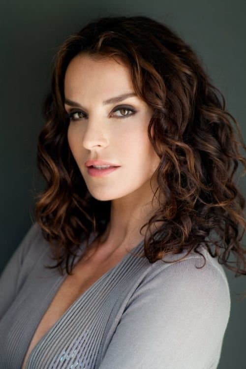 Photo of Ana Alexander