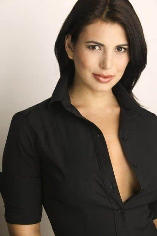 Photo of Andrea Leon