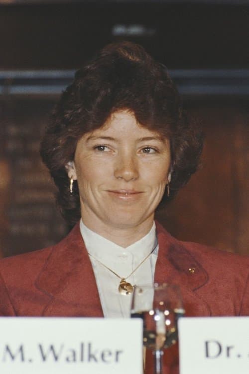 Photo of Anna Lee Fisher