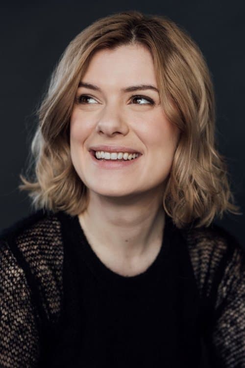 Photo of Anna Maguire