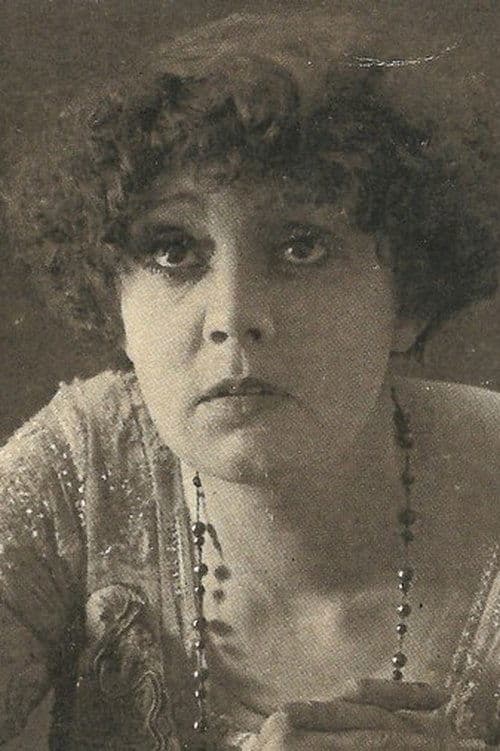 Photo of Annie Bos