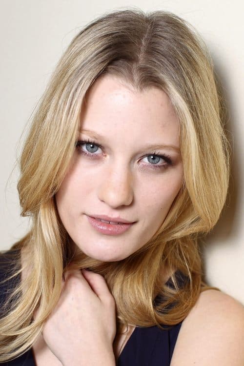 Photo of Ashley Grace