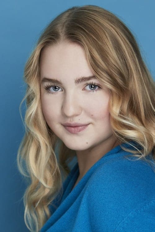 Photo of Ava Telek