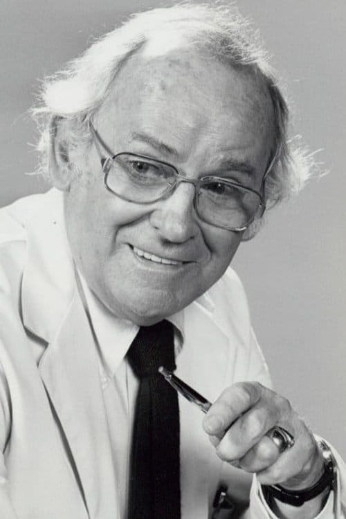 Photo of Barnard Hughes