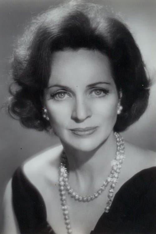 Photo of Beatrice Straight