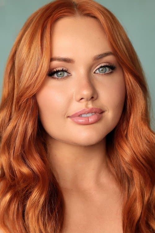 Photo of Brooke Lee