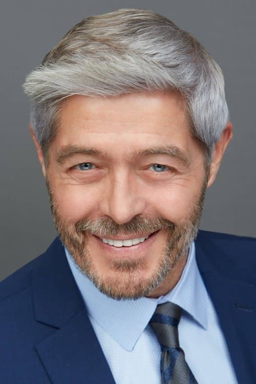 Photo of Buzz Leer