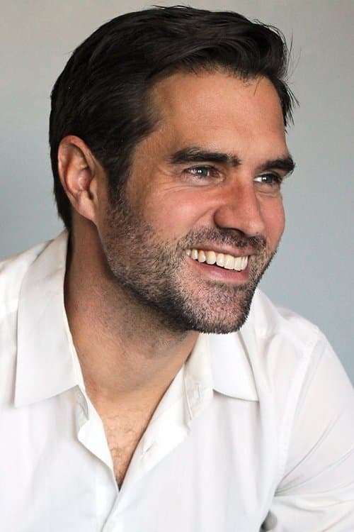 Photo of Cameron Bender