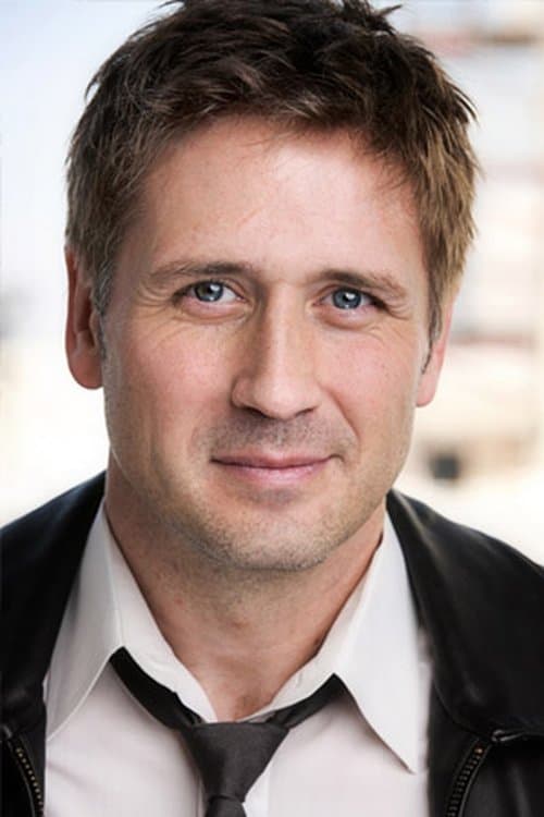Photo of Cameron Graham