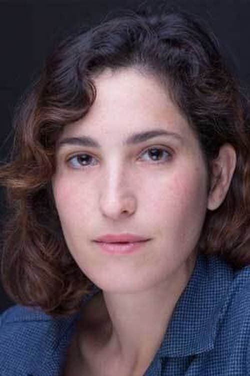 Photo of Carla Linares