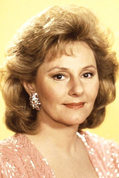 Photo of Carlin Glynn