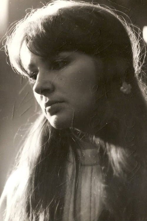 Photo of Carmen Enea