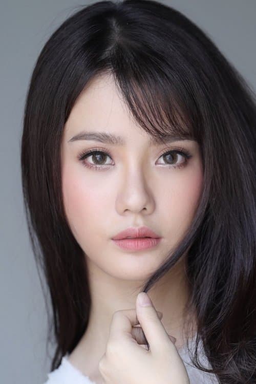 Photo of Chanidapa Pongsilpipat
