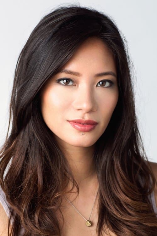 Photo of Chantal Thuy