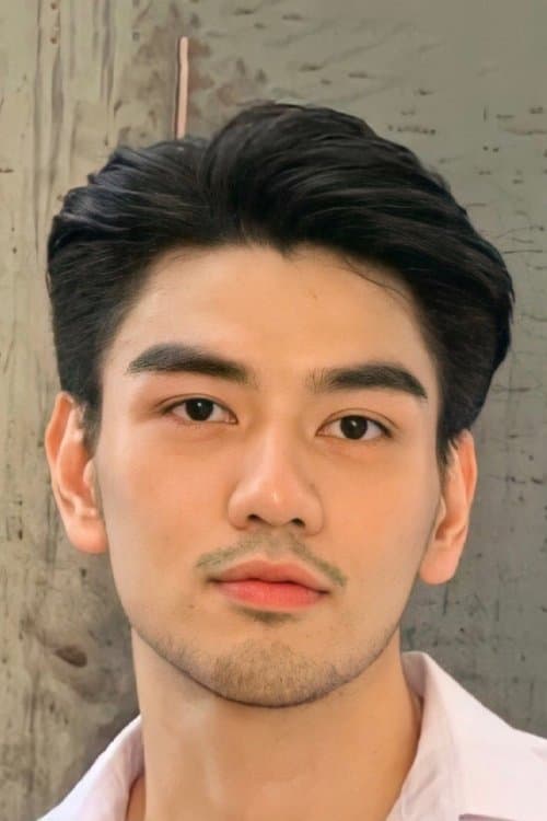 Photo of Chinnarat Siriphongchawalit