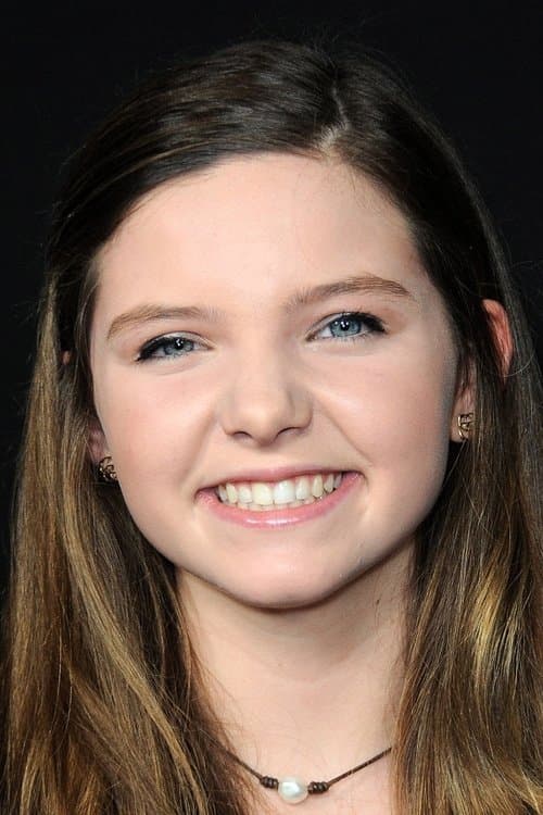 Photo of Chloe Csengery