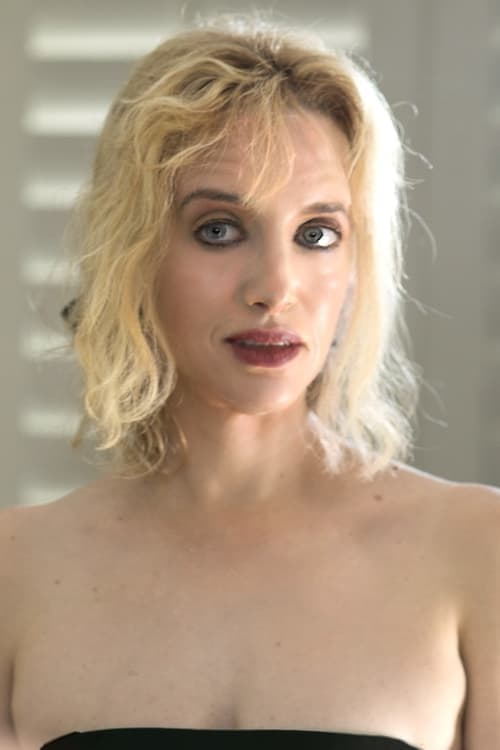 Photo of Chloe Traicos