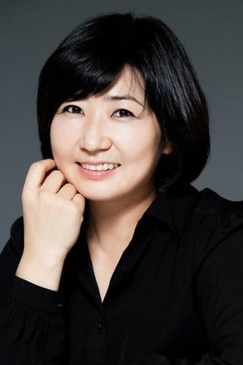 Photo of Cho Ryun