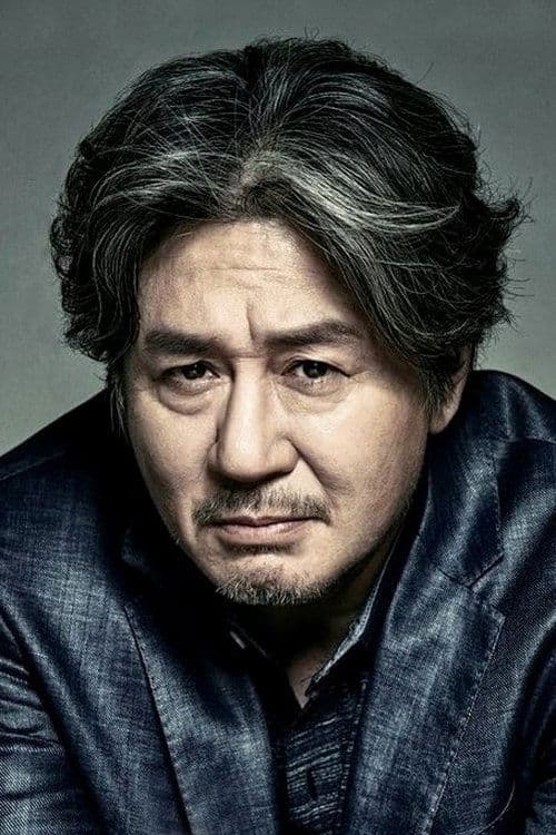 Photo of Choi Min-sik