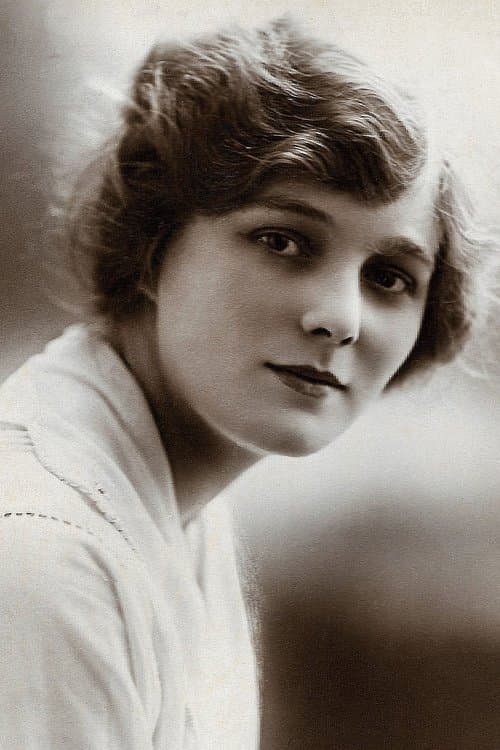 Photo of Chrissie White