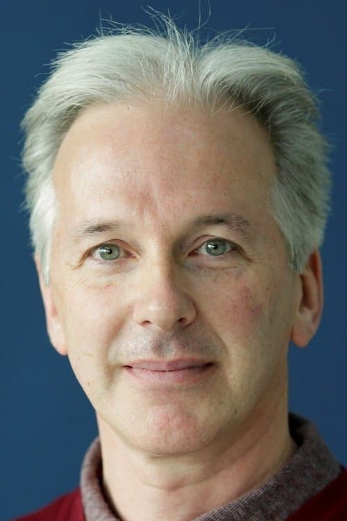Photo of Christopher Saunders