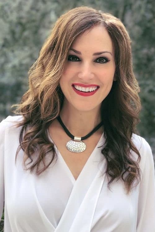Photo of Cindy Maranne