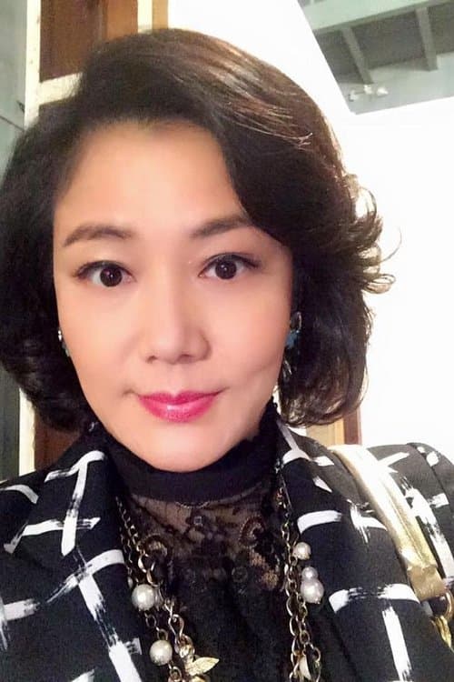 Photo of Cindy Mong
