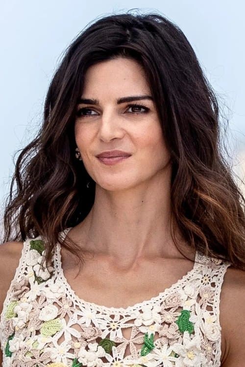 Photo of Clara Lago