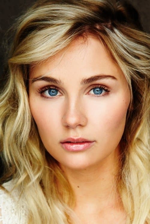 Photo of Clare Bowen