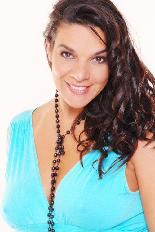 Photo of Claudia Ríos