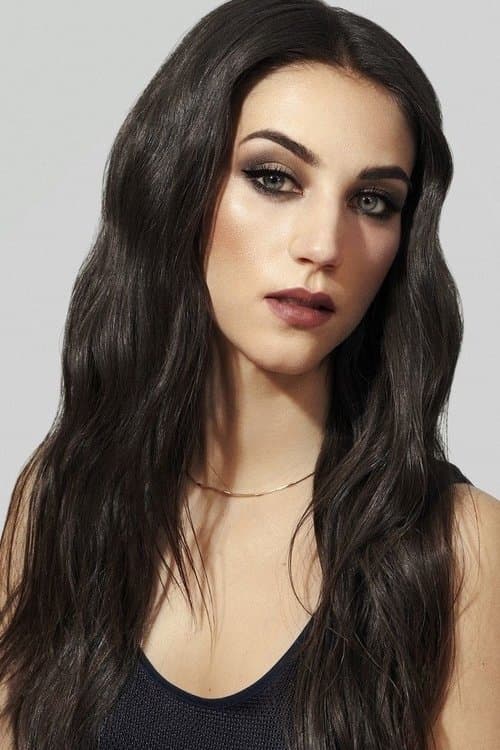 Photo of Claudia Salas