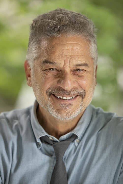 Photo of Clayton Landey