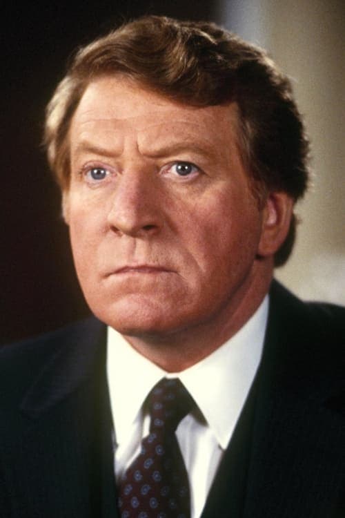 Photo of Clive Revill