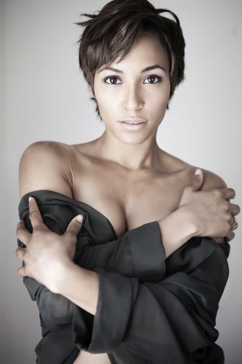 Photo of Courtney Lindsay