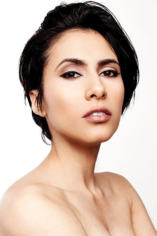 Photo of Cristina Valenzuela