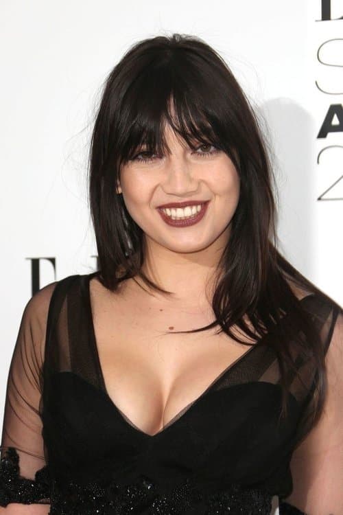 Photo of Daisy Lowe