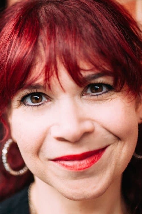 Photo of Debbie Chazen