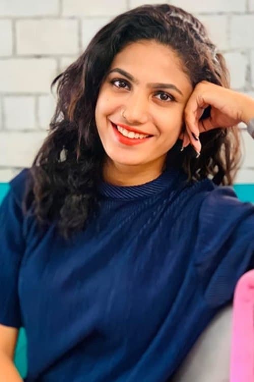Photo of Deepa Thomas