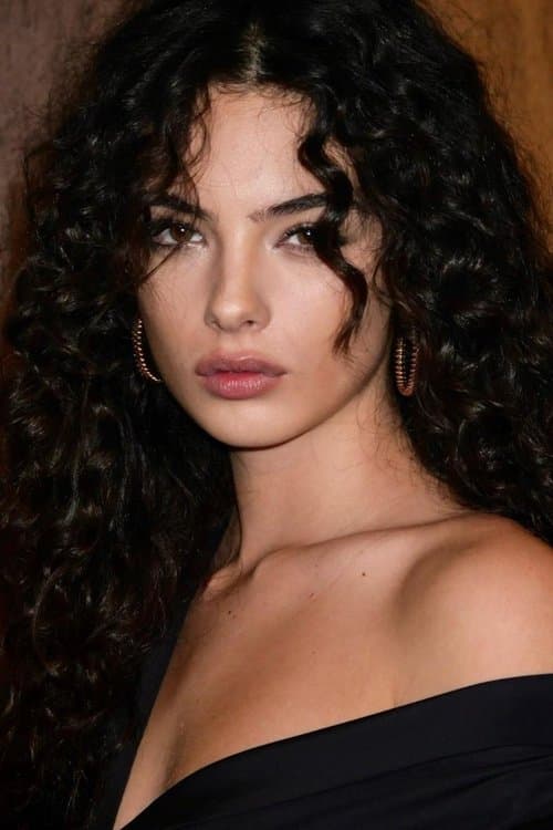 Photo of Deva Cassel