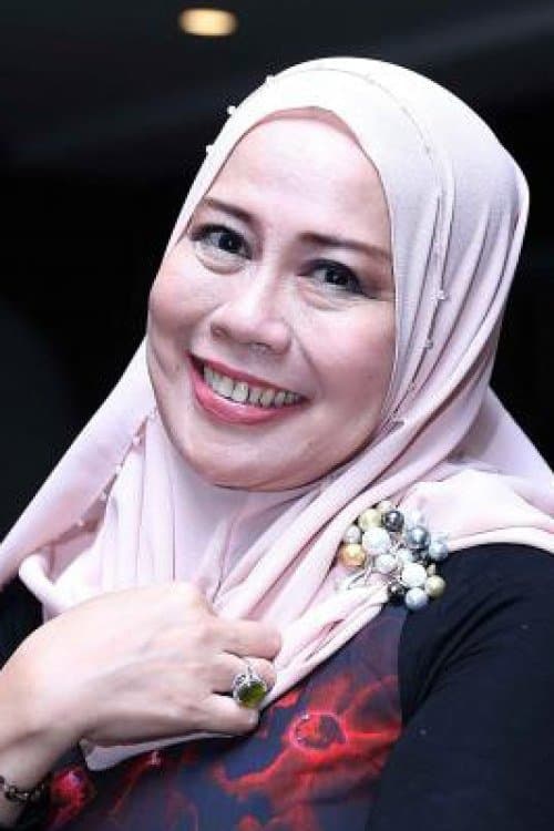 Photo of Dewi Yull