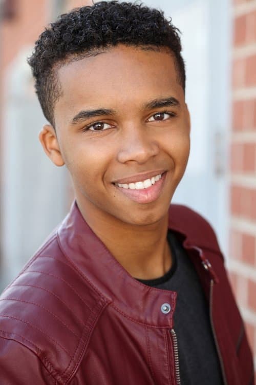 Photo of Donis Leonard Jr.