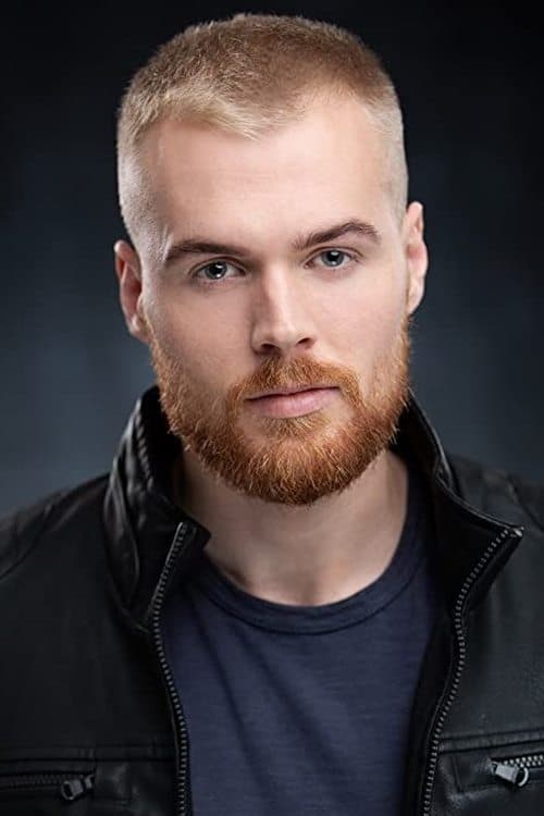 Photo of Dustin Lloyd
